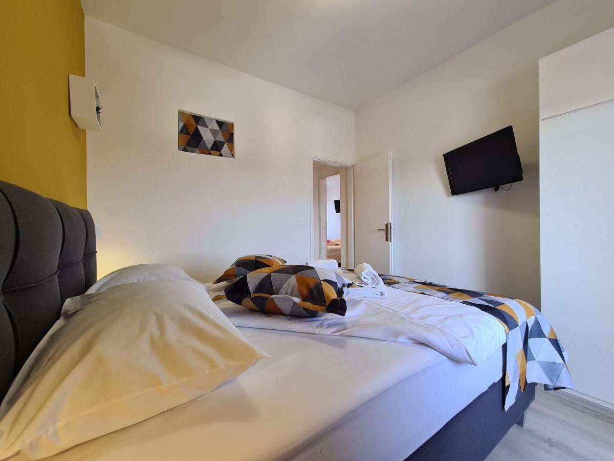 Apartments Slavko 1179 Banjole Ngoại thất bức ảnh