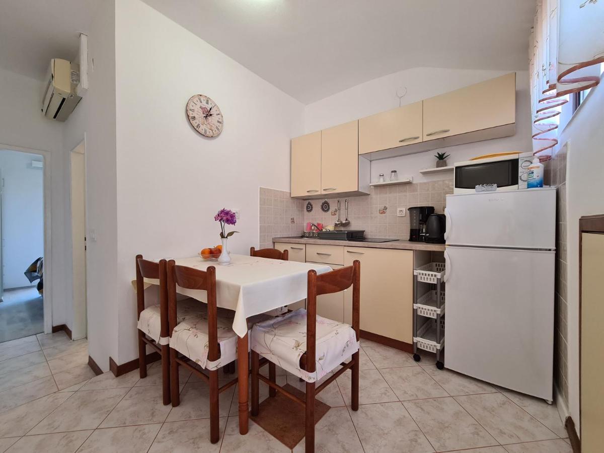 Apartments Slavko 1179 Banjole Ngoại thất bức ảnh