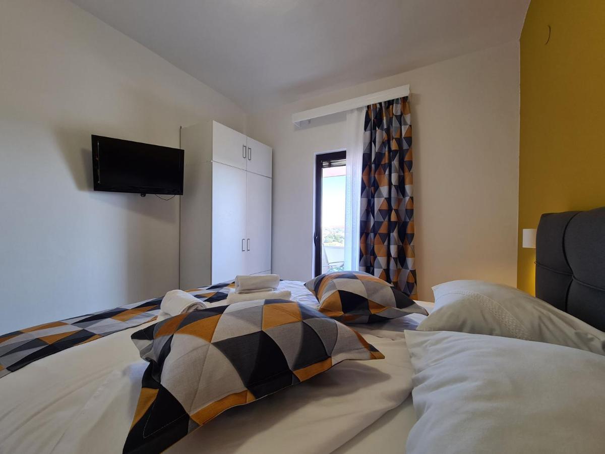 Apartments Slavko 1179 Banjole Ngoại thất bức ảnh