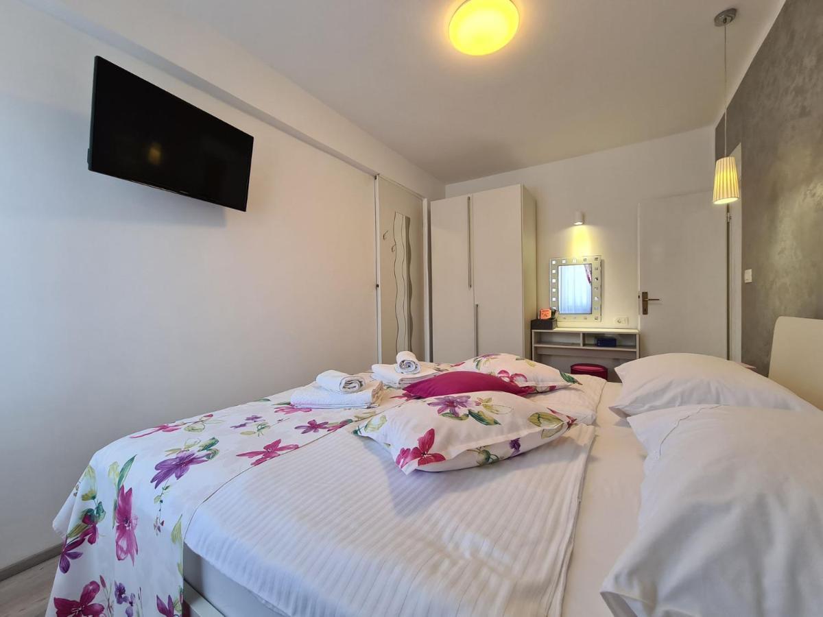 Apartments Slavko 1179 Banjole Ngoại thất bức ảnh
