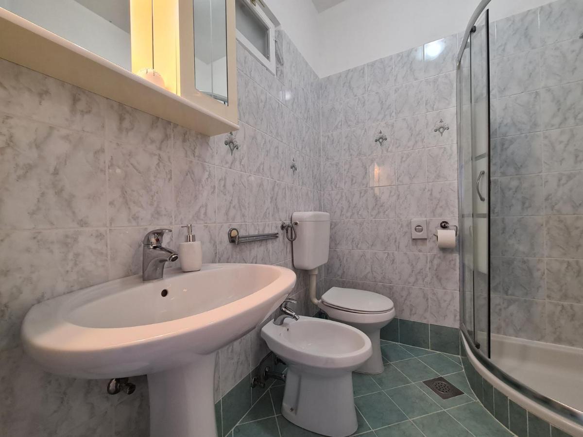 Apartments Slavko 1179 Banjole Ngoại thất bức ảnh